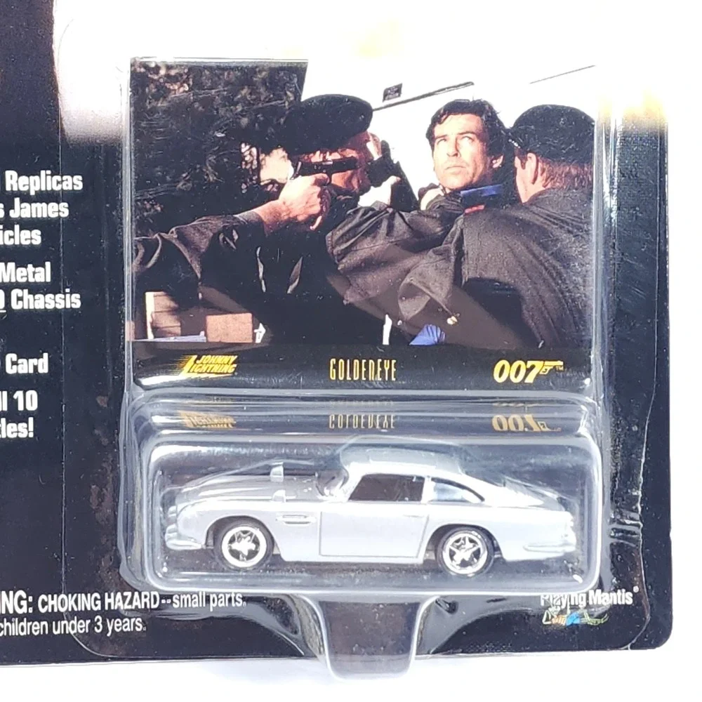 1998 Johnny Lightning‎ James Bond 007 GoldenEye Aston Martin 1:64 Die-Cast